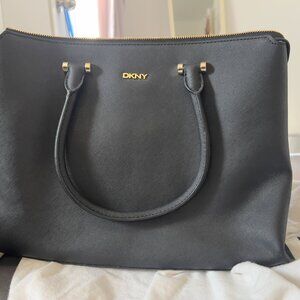DKNY
